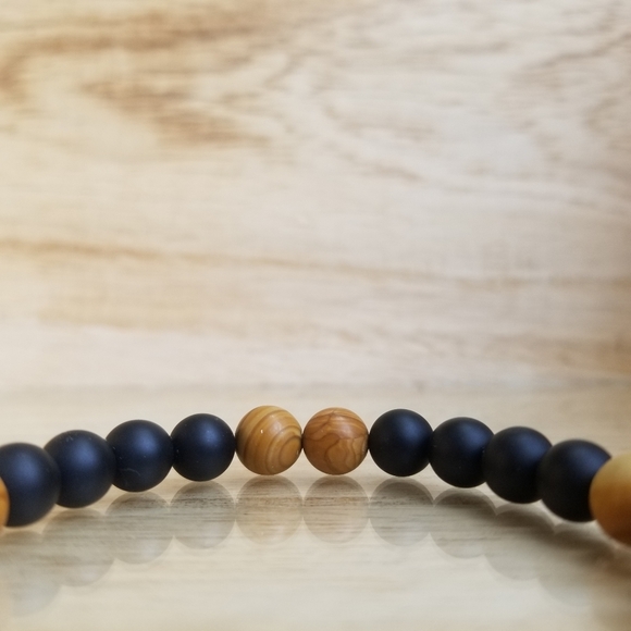 Tiger Skin Jasper Onyx Gemstone Stretch Br… - Picture 5 of 9